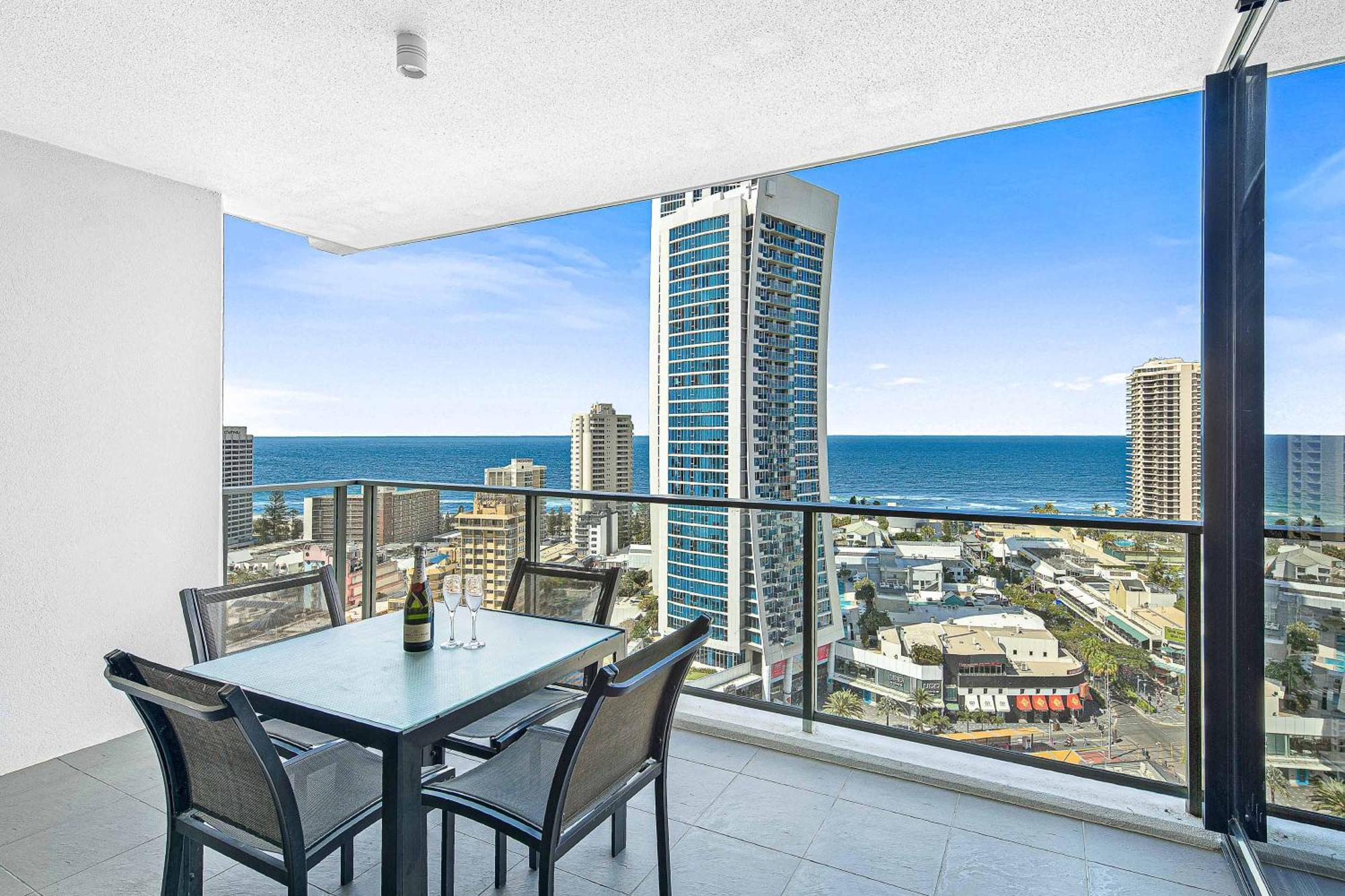 غولد كوست Holiday Holiday Circle On Cavill Apartments الغرفة الصورة